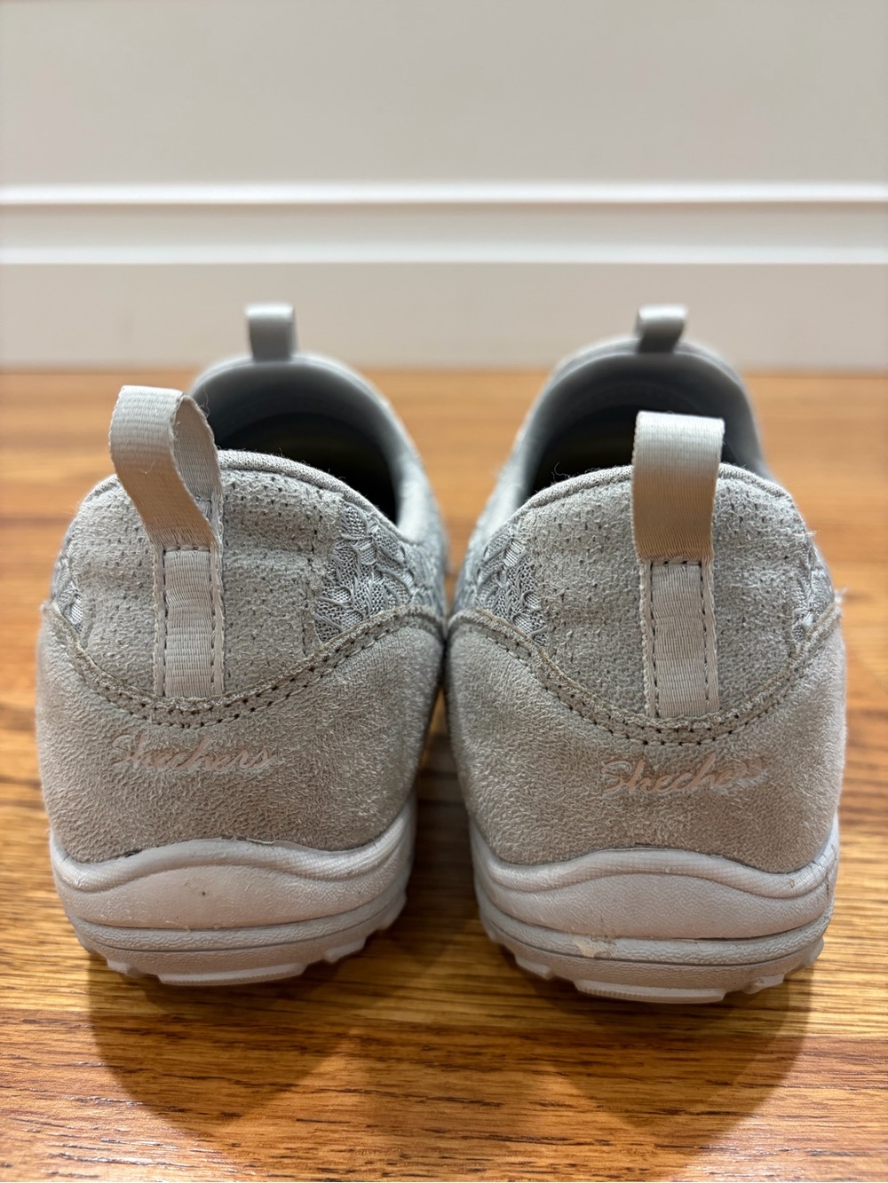 Skechers Empress Wide Awake Slip-on Sneaker Light Gray (8) - Picture 6 of 8